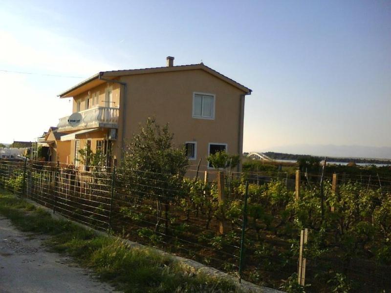 Apartments Lolo Привлака Екстер'єр фото