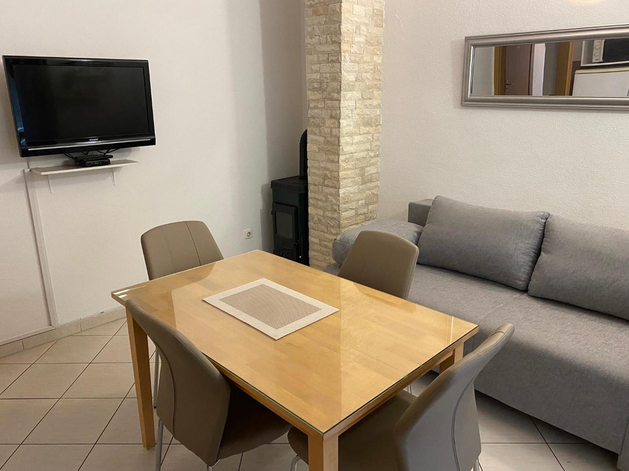 Apartments Lolo Привлака Екстер'єр фото